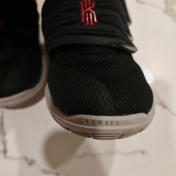 2/55 Nike Kyrie 5 (TD) University Red/Black Toddler - Picture 11 of 14